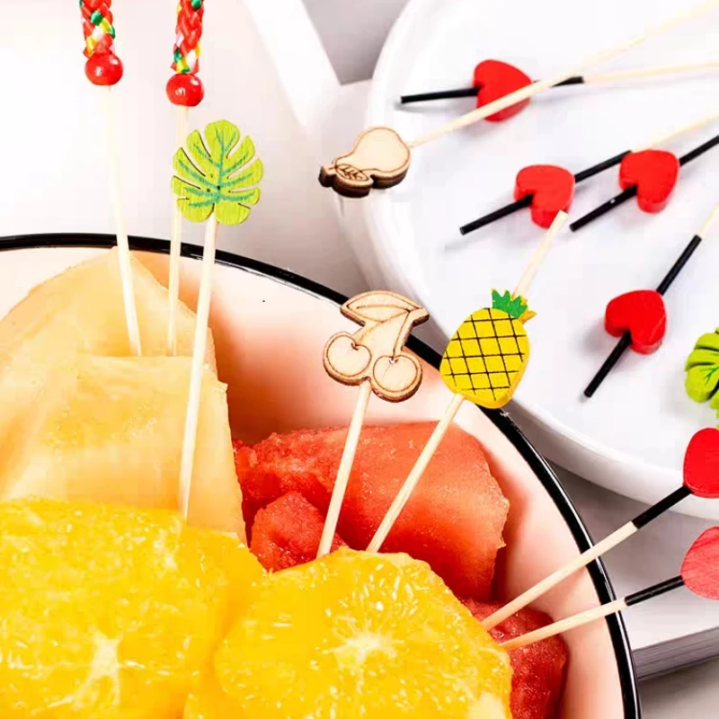 

100pcs12cm Romantic Heart Bamboo Food Picks fruit fork Sticks Buffet Cupcake Toppers Cocktail Wedding Festival Party Decorations