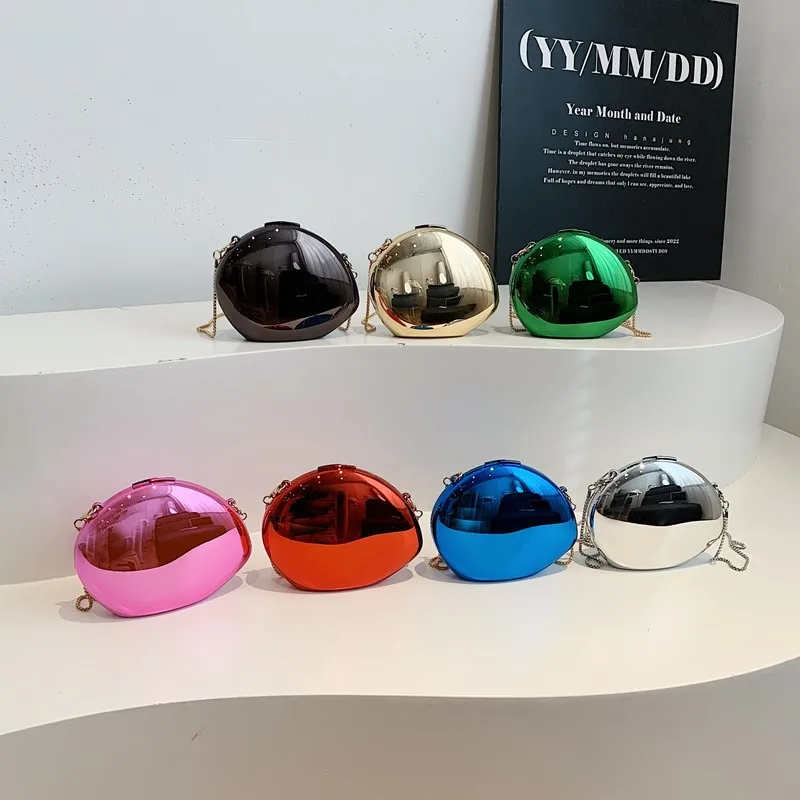 

Chic High-Gloss Purse for Women, 2025 Trendy Mirror Surface Handbag, Elegant Shoulder Bag for Casual Outings & Shopping