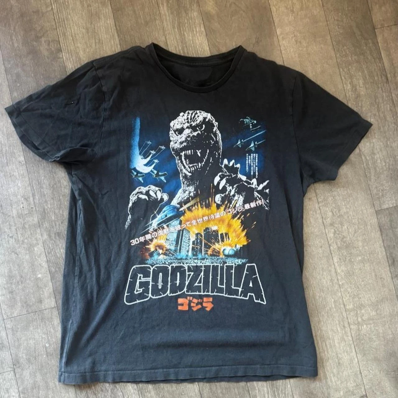 New 2026 American retro cotton short-sleeved T-shirt with Godzilla print, suitable for both men and women, casual street style.