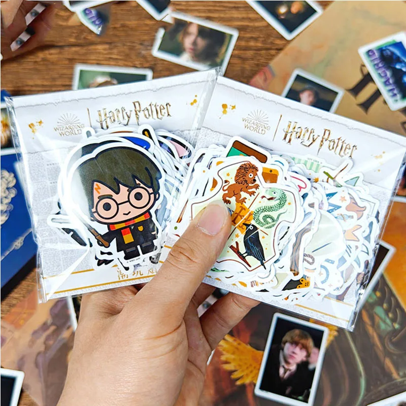 Harry Potter Stickers 50PCS Magic Academy Logo Series Creative delicate stickers Party gift Hermione Malfoy RON souvenirs