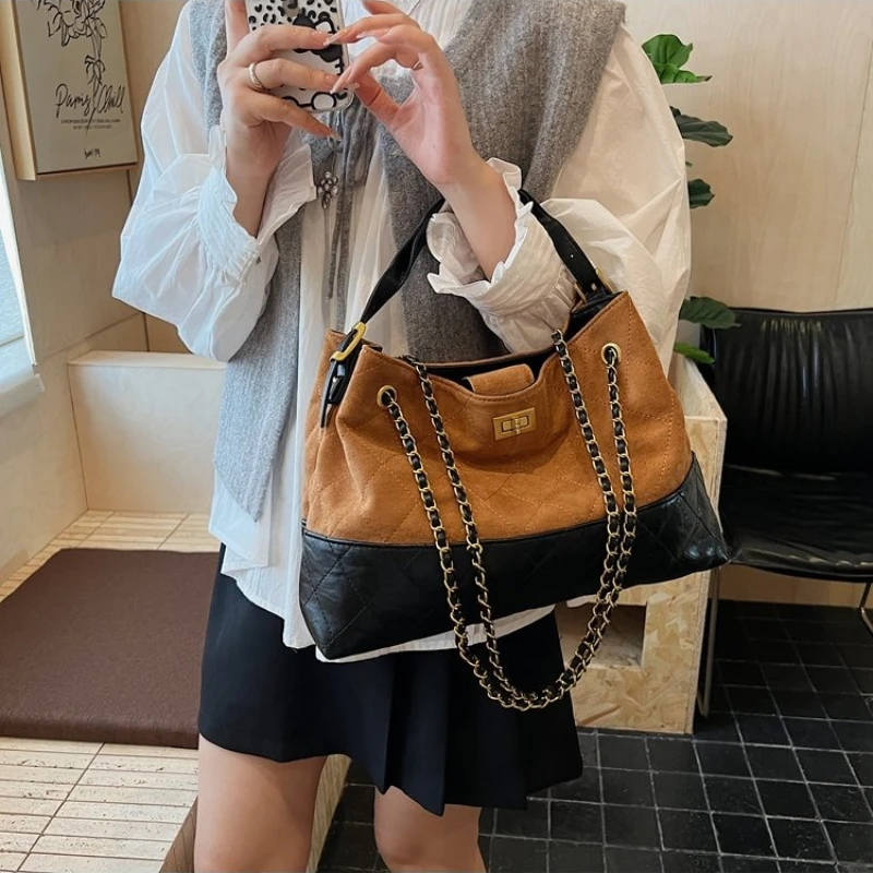 

Artistic French Inspired Tote Bag With Hand-Carry Versatility, Exquisite Craftsmanship For Women's Summer Light Luxury Commuter