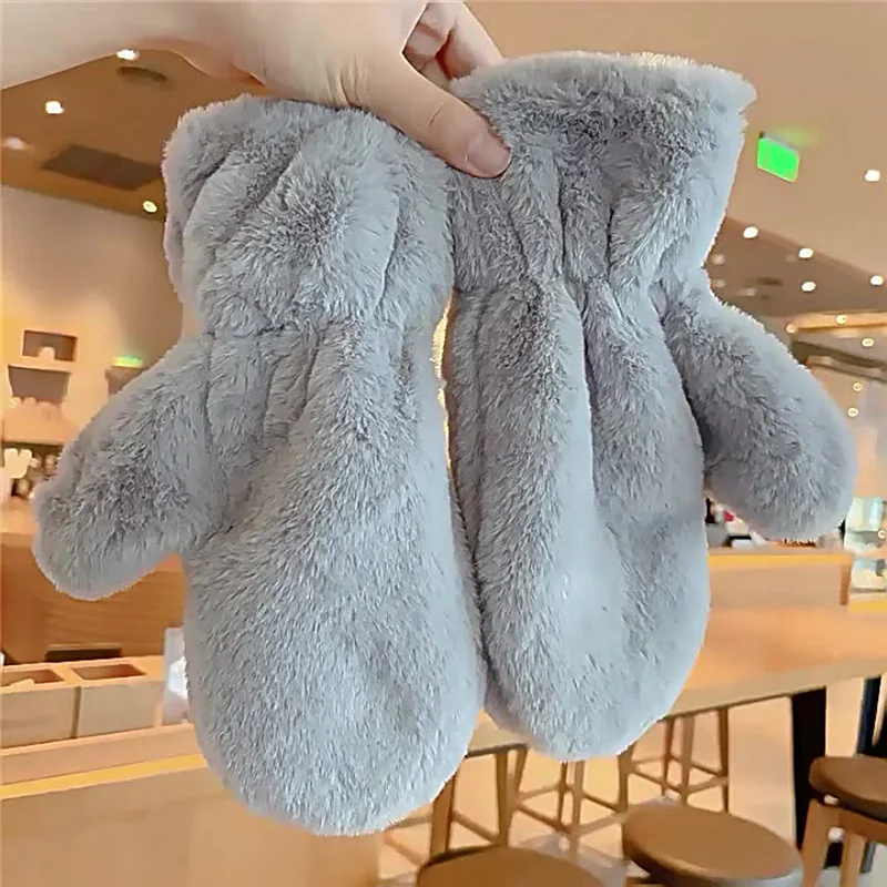 Men Women Winter Plus Plush Thick Warm Mitten Famale Fashion Wind Fluff Knit Cute Minimalist White Bag Students Glove P83