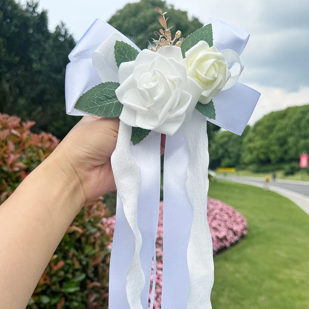 Hochzeitsauto-Dekoration Weiße Rosen-Schleife, Künstliche Blumen Autotür-Griffband Ornament für Brautfahrzeug Party-Dekor – Detail 2