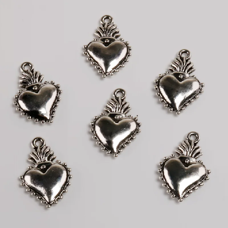 15pcs Silver Plated Three Dimensional Mexican Sacred Heart Pendant DIY Charm 3D Catholic Bracelet Earrings Jewelry Crafts Making