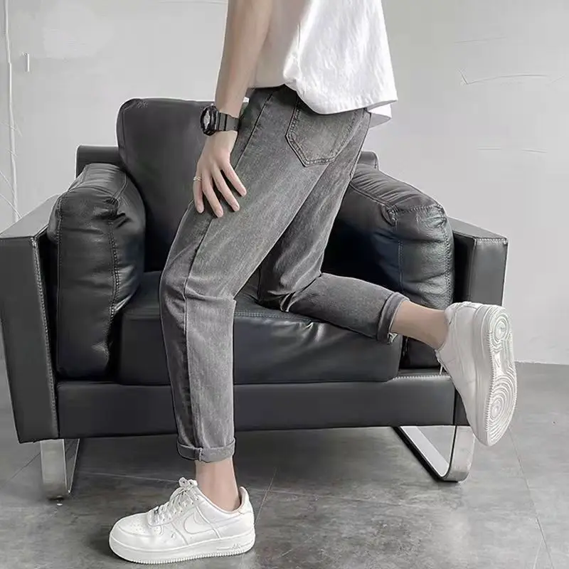 Black and Gray Versatile Small Straight Jeans Men Loose Spring, Spring and Autumn Handsome Casual Small-foot Nine-minute Pants