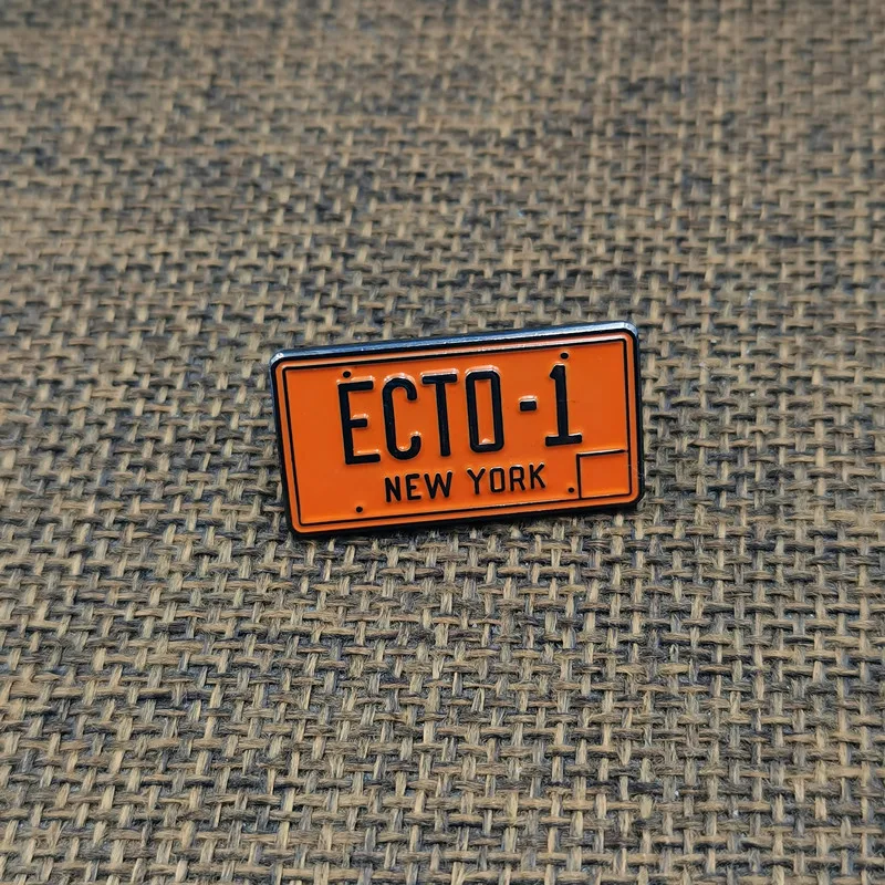 1pc Ghostbusters Ecto-1 License Plate enamel pins and blouse lapel brooch Men women fashion jewelry gifts bag badge