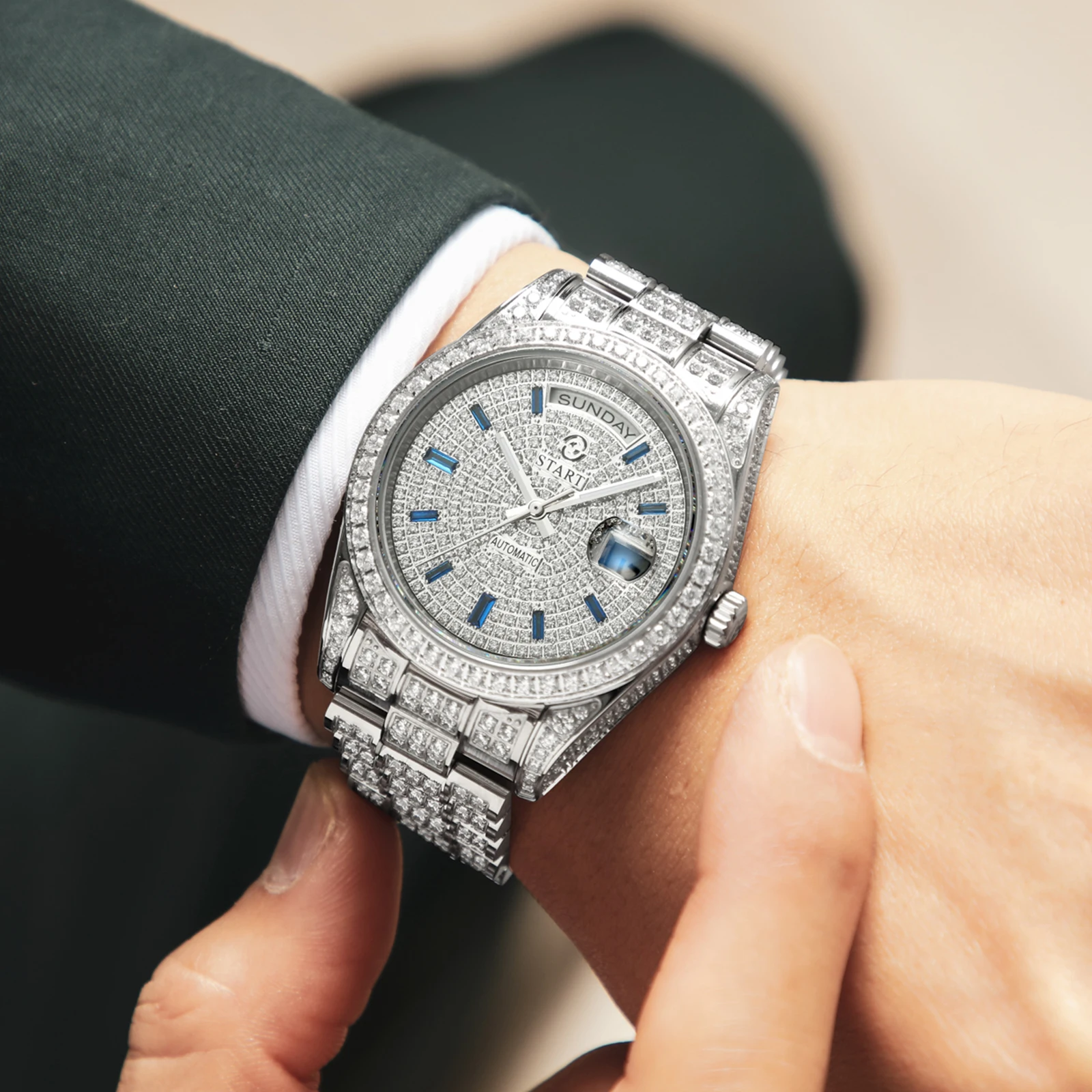 

【START】Men's watch Swiss Automatic Mechanical Movement Diamond Watch Waterproof Date Week Function Golden watch