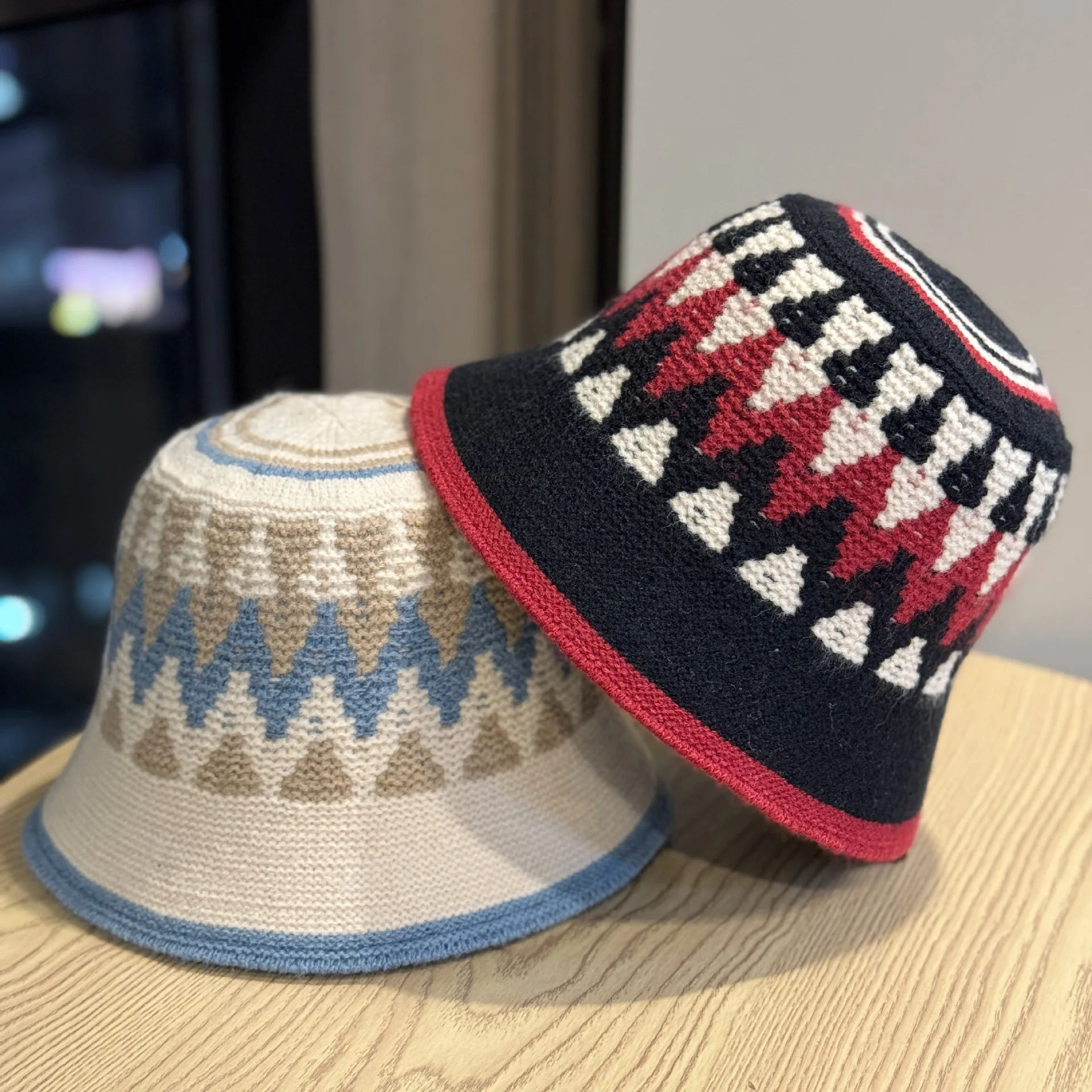 

2025 Fashion Wool Rhombus Knitted Fisherman Hat Autumn Winter Bucket Hat Winter Warmth Versatile Woolen Basin Hat for Women