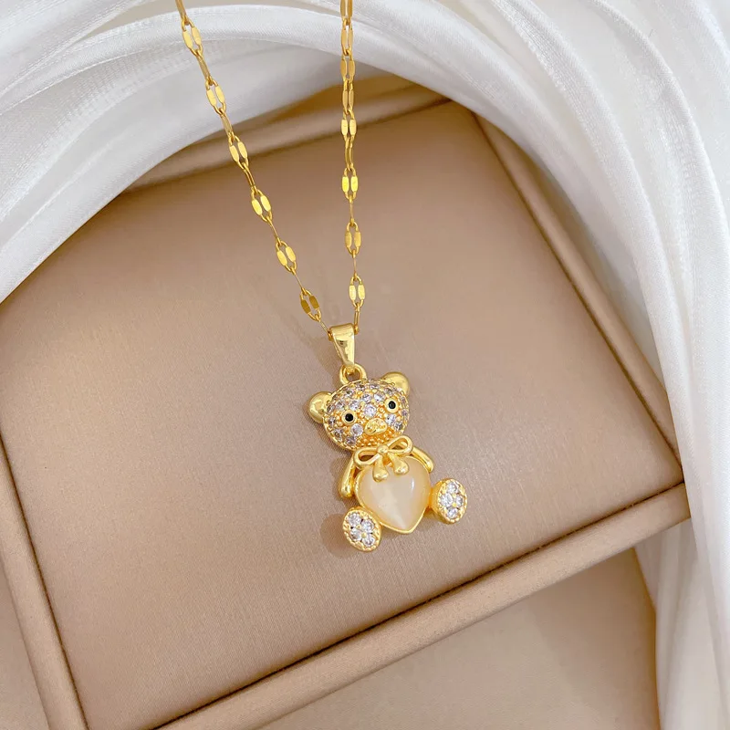 Fashionable Luxury Heart Bear Pendant Women's Accessory Versatile Stainless Steel Minimalist Design Choker Necklace