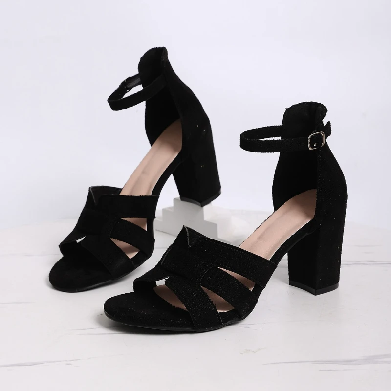 

2025 новые женские повседневные босоножки на блочном каблуке, дышащие противоскользящие черные стильные туфли на высоком каблуке