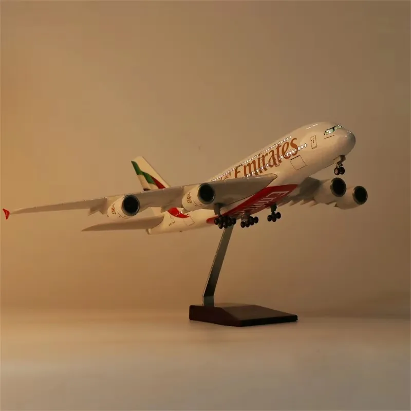 1/160 Scale 45.5cm Airplane New Painting A380 UAE Airline Aircraftwith Light & wheels Die-Cast Plastic Resin Model Collectible