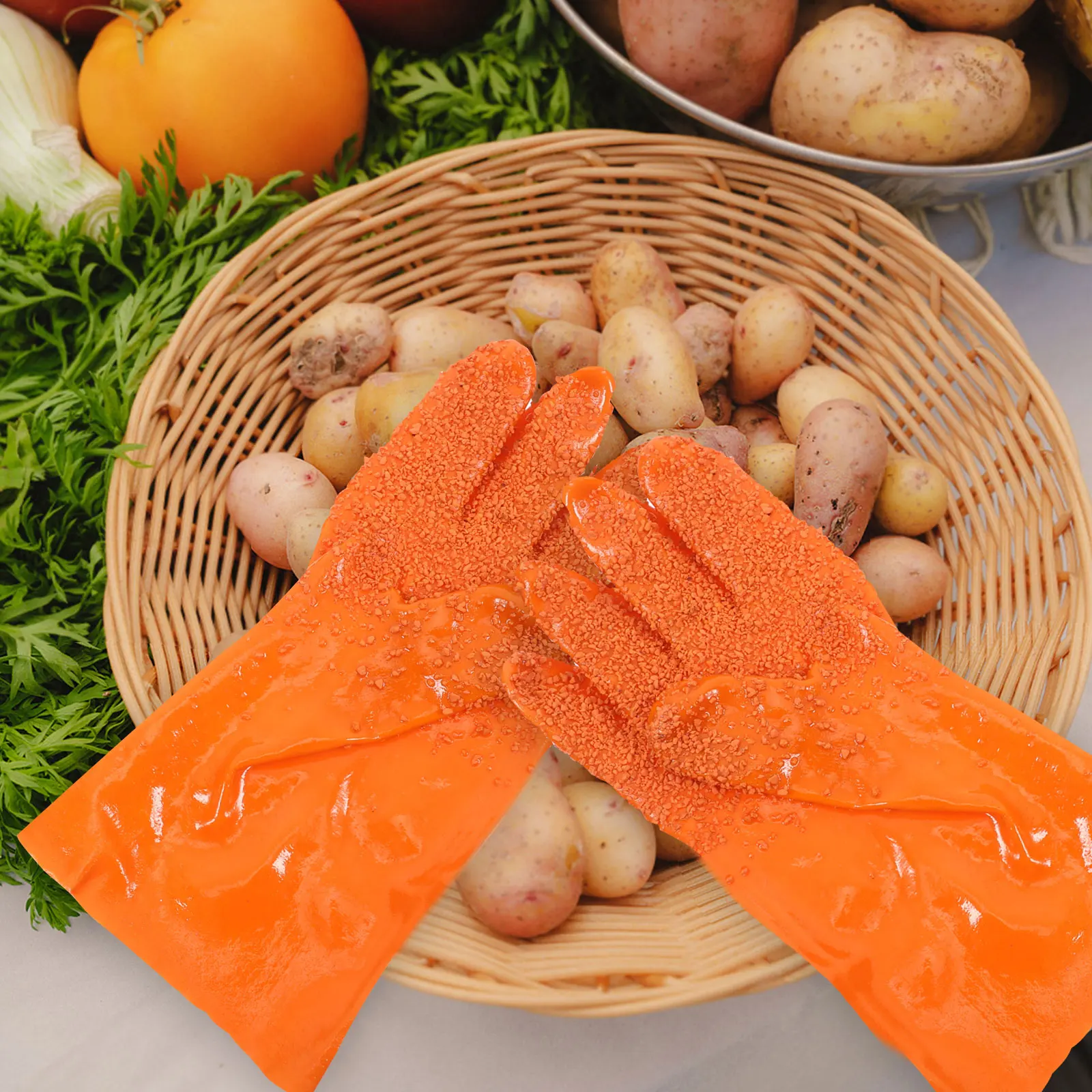 野菜用ピーリンググローブ1組、滑り止めPVCキッチンアシスタント、理想的なジャガイモ、タロイモ、ニンジンの皮むき器、ビタミンを損なわない