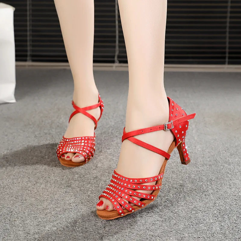 XIHAHA Hot Latin Dance Shoes Women for Satin Salsa Dance Shoes Girls for Rhinestone Ballroom Dance Shoes Shine sandals women\'s