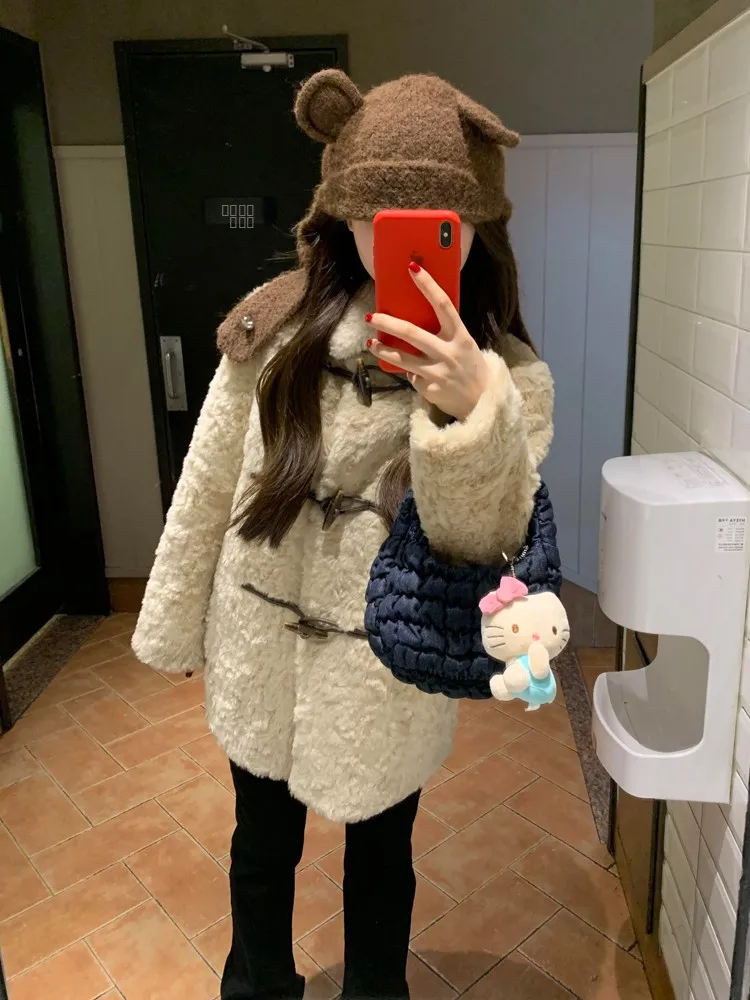 Ladies Casual Sle eepskin Coat Thiened Long Sve Mid-Length Warm Faux Fur Jaet Button Closure Leather And Fur Integ...