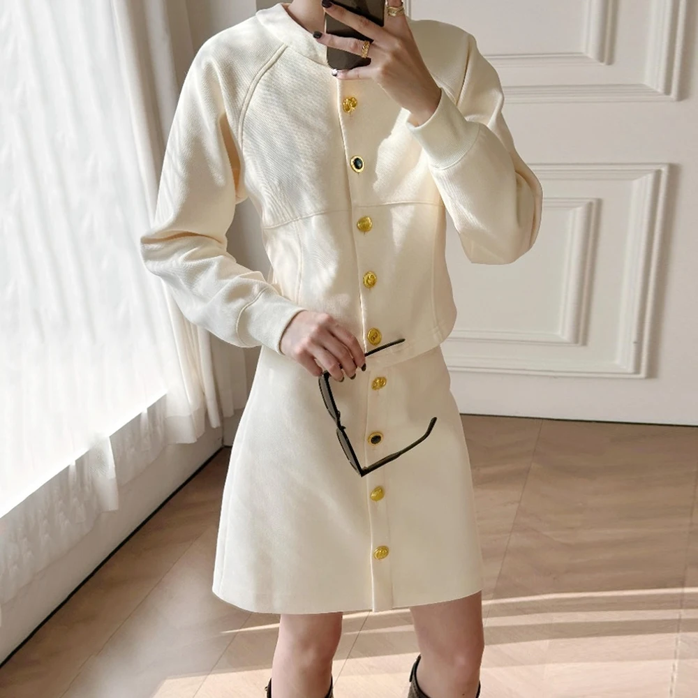 TWOTWINSTYLE, conjunto de dos piezas liso empalmado con una hilera de botones, chaqueta de manga larga con cuello redondo para mujer, conjunto de falda informal para mujer, novedad de otoño