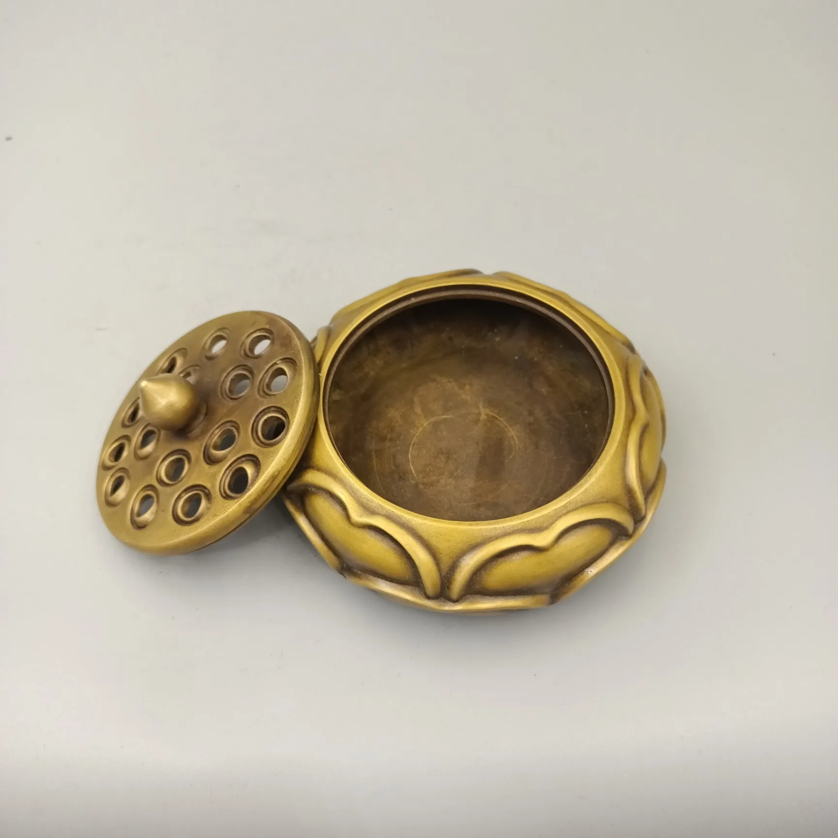 9.5cm  Antique bronze ware collection, high-quality brass lotus flower and lotus pod, copper incense burner, finely polished sha