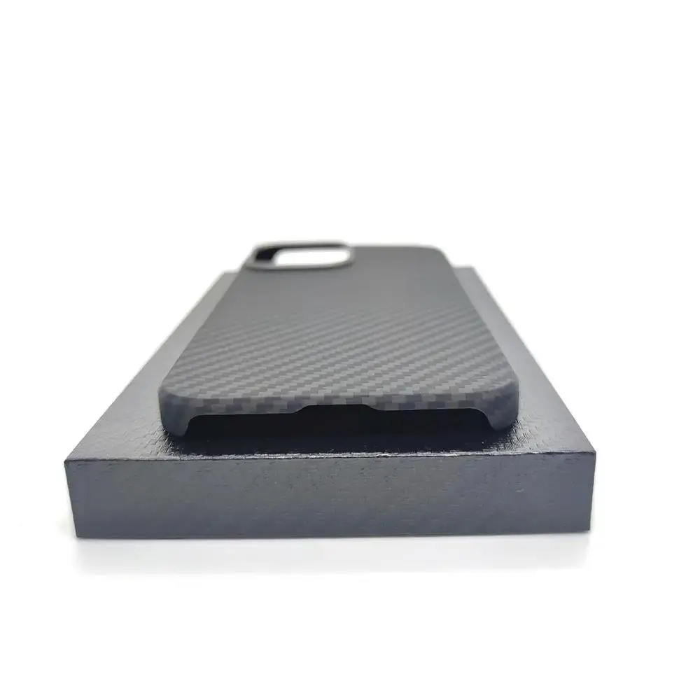 Imagem -04 - Carbon Fiber Ultra-thin Aramid Fiber Case Magsafe Magnetic Case para Iphone 15 14 13 Pro Max 13 Mini