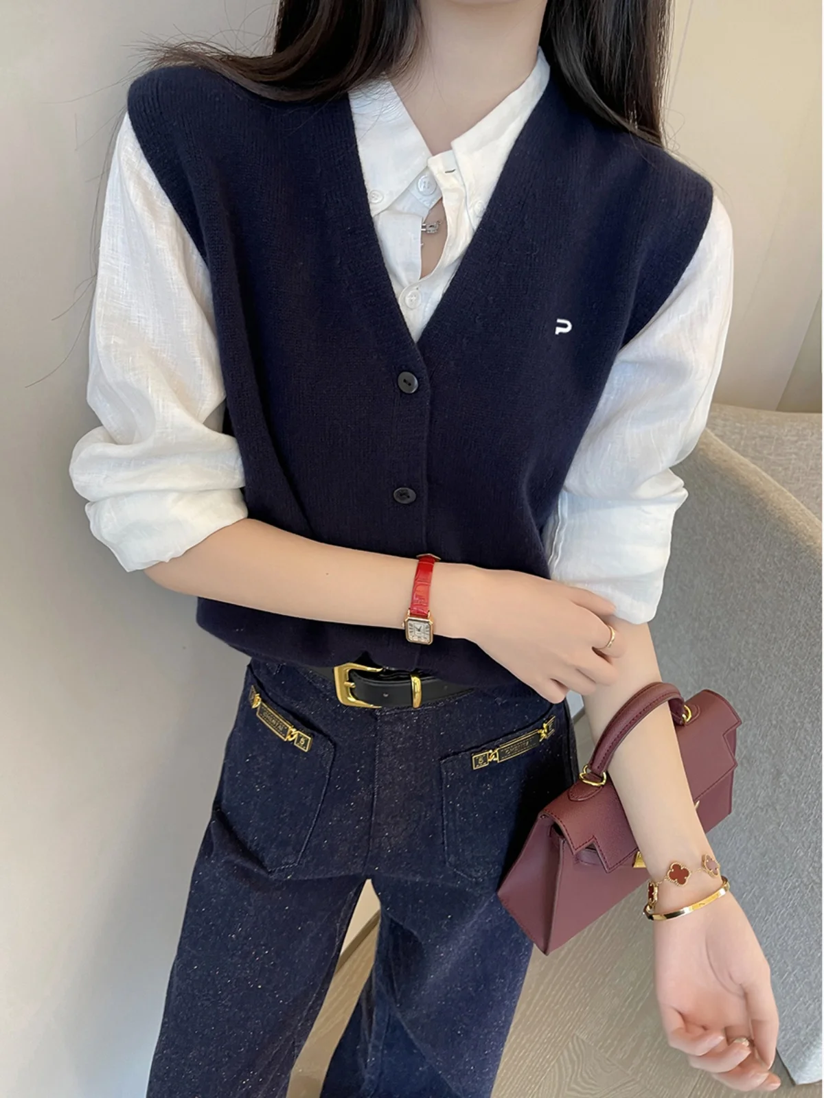 

Женский вязаный жилет с v-образным вырезом, повседневный свободный многослойный свитер, осенняя мода, простой дизайн, без застежки на пуговицы