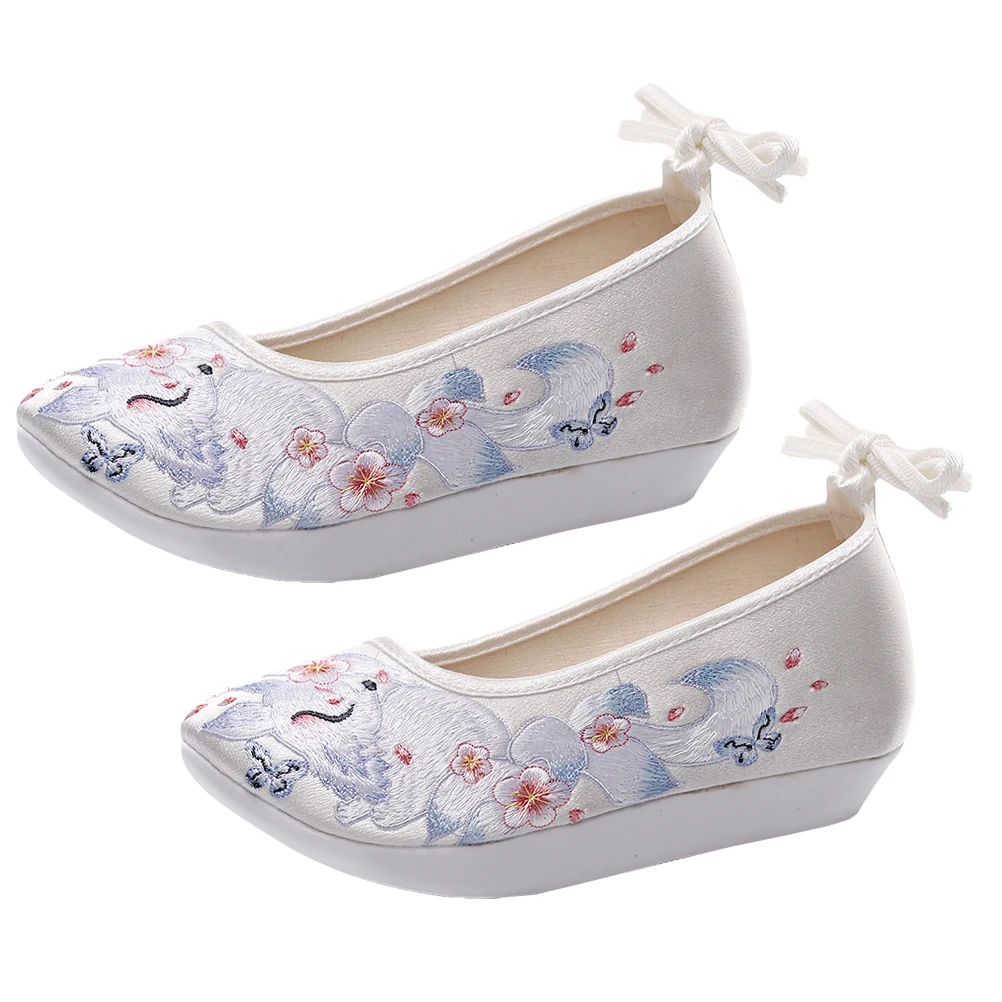 

Embroidered Shoes Heel Cotton Exquisite Women Shoes Rubber Anti Slip Bottom Retro Style Chinese Ethnic Kids Shoe