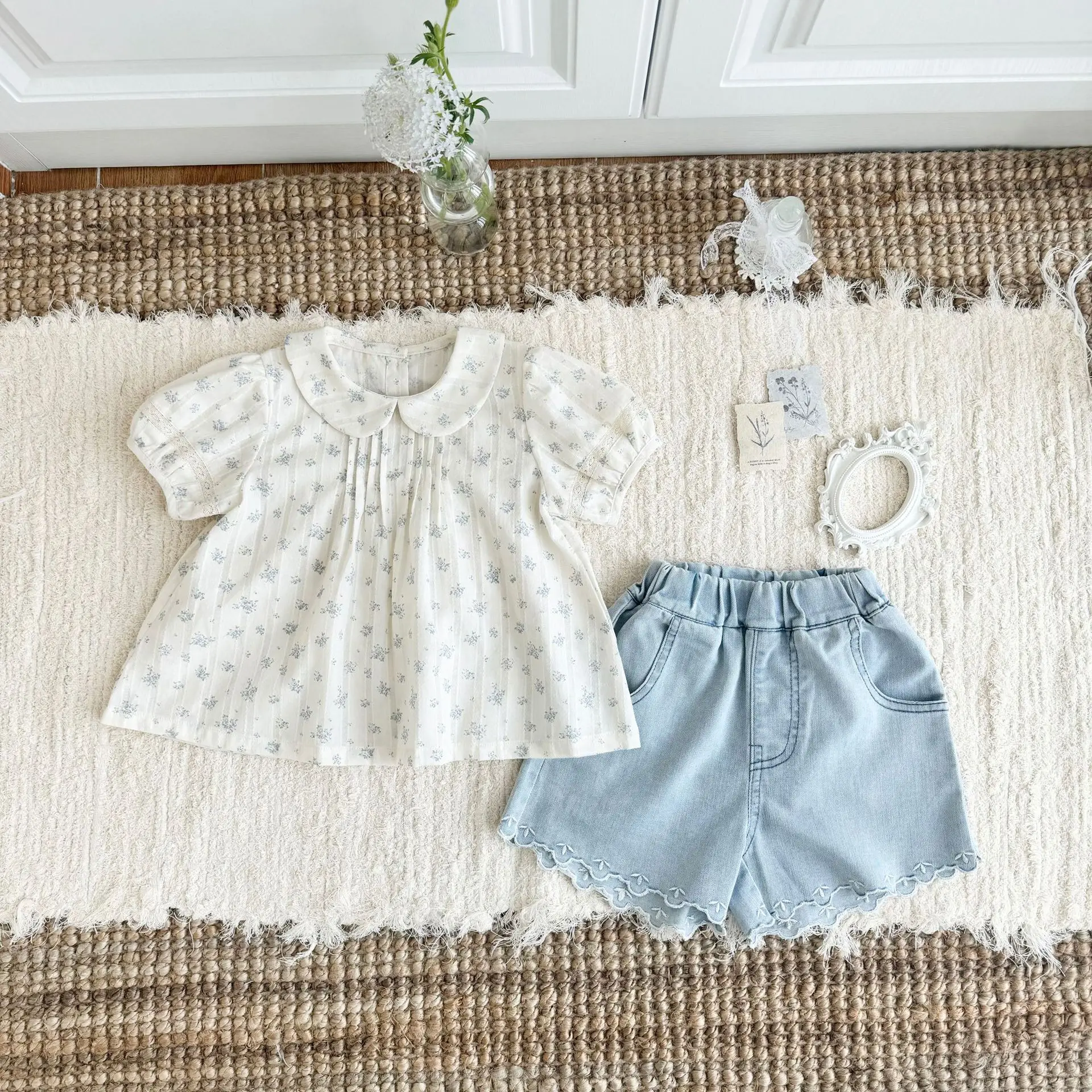 Summer women's treasure short-sleeved shirt Korean girls' cotton floral doll shirt light blue printed shirt