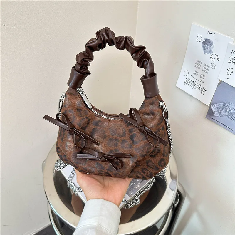 Korean Style Leopard Print Bow Women's Handbag Autumn Fashion Retro Pleated Chains Messenger Bag 2026 New Exquisite Shoulder Bag