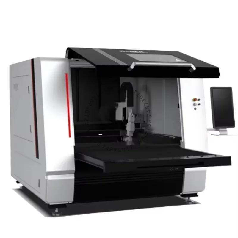 Enclosed 1313 Fiber la ser Cutting Machine for Steel Aluminum Brass Raytools la ser Head Cypcut Control System Retail Industries