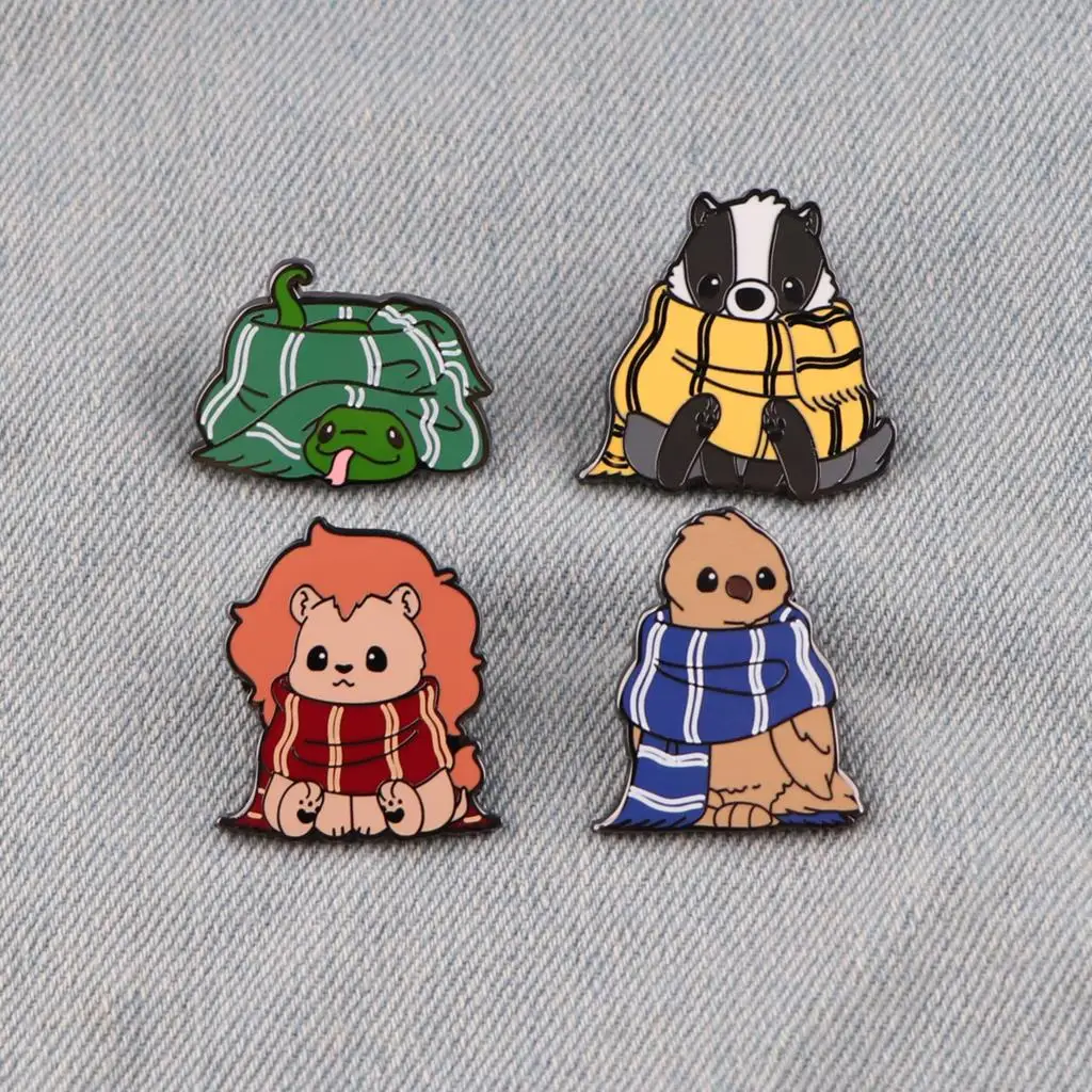 Classic Movie Wizarding World Animal Series Hard Enamel Pin Badge on Backpack Brooches for Women Children\'s Gifts Toys