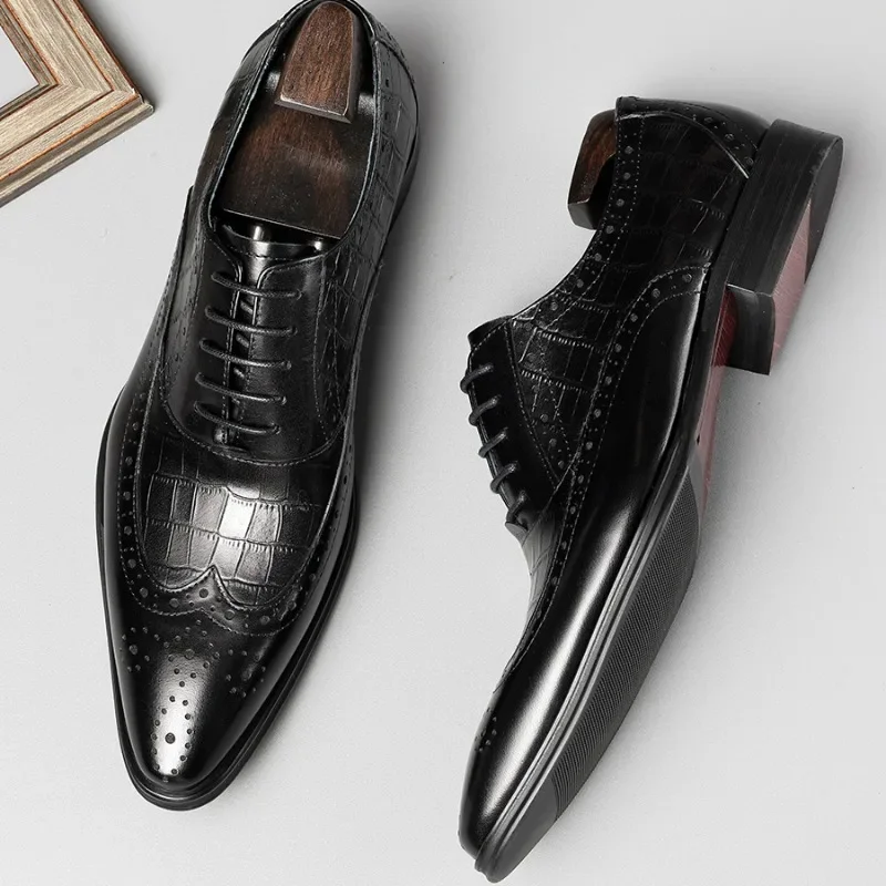 

New Brogue Shoes Men Genuine Leather Lace Up Pointed Toe Business Dress Suit Shoes Male Wedding Formal Oxford Shoes Youth