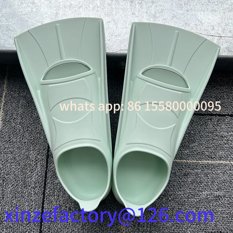 

Be suitable for Adult Short Frog Shoes New Silicone Swimming Fin Professional Swimming