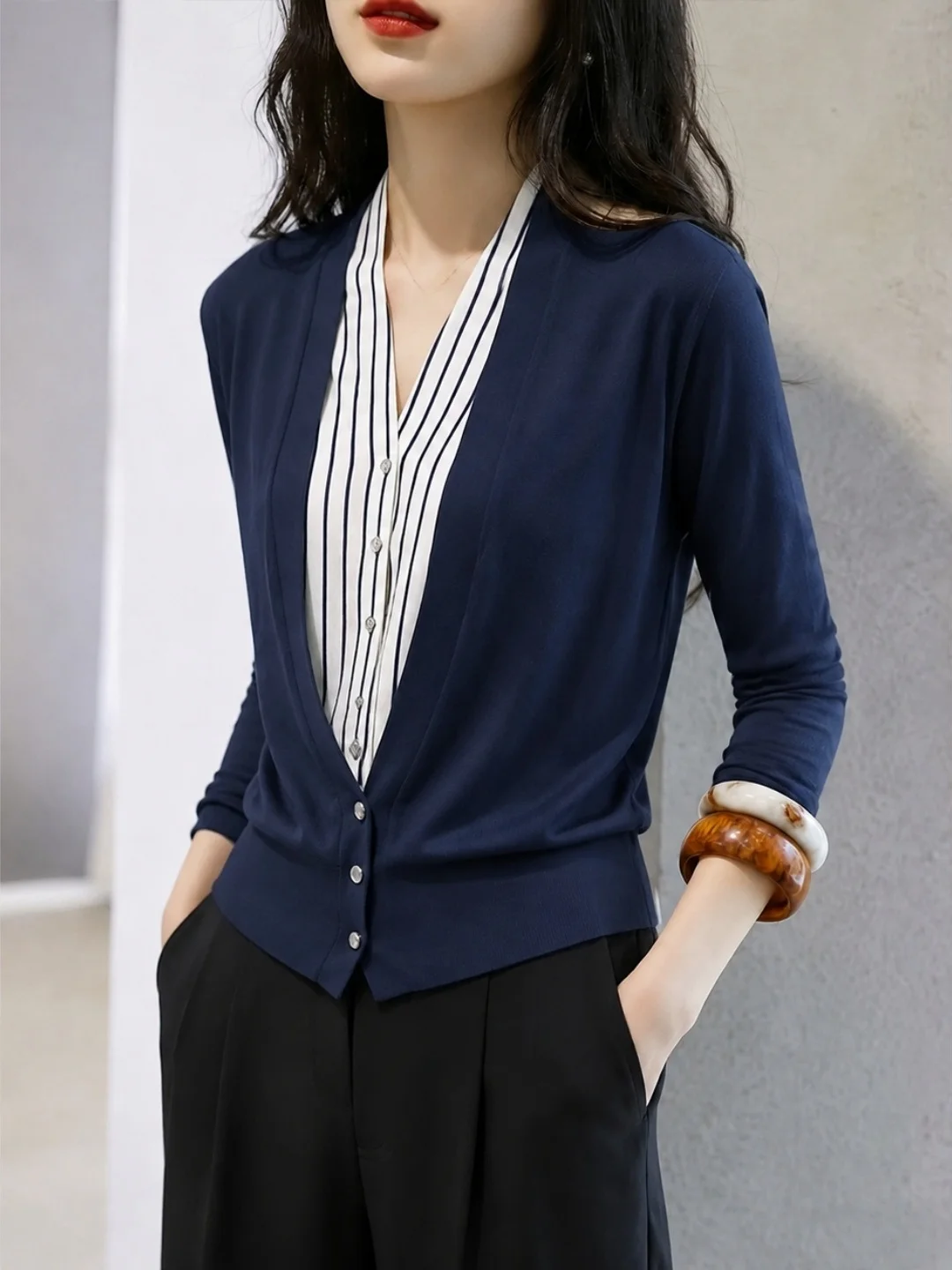 2026 Autumn New Single Button V-Neck Knitwear Women's Long Sleeve Commute Elegant Top Striped Design Korean Style Silk Blouse