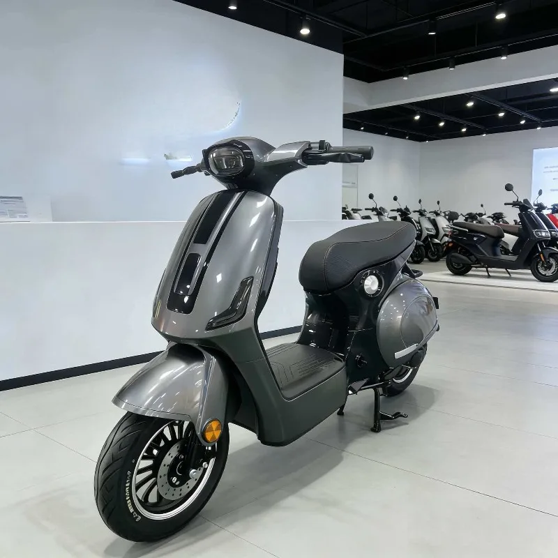 New electric motorcycle 60V72V adult brand new car