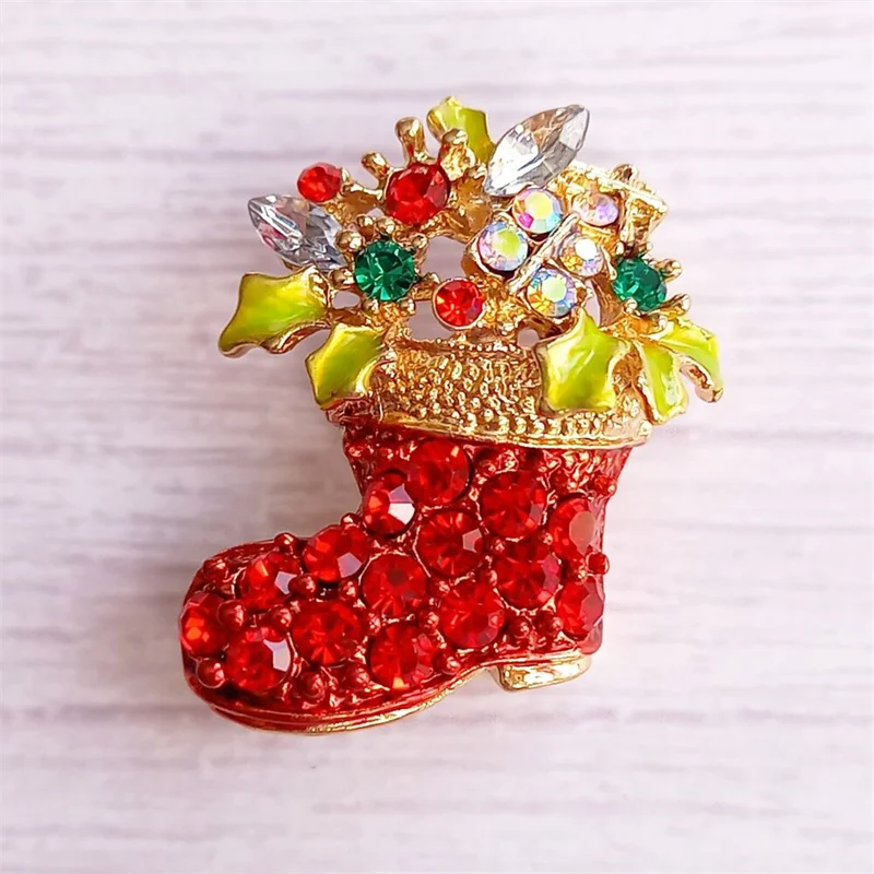 Christmas Brooch Collection Women Creative Fashion Colorful Rhinestone Inlaid Snow Boots Pins Holiday Dress Corsage Accessories