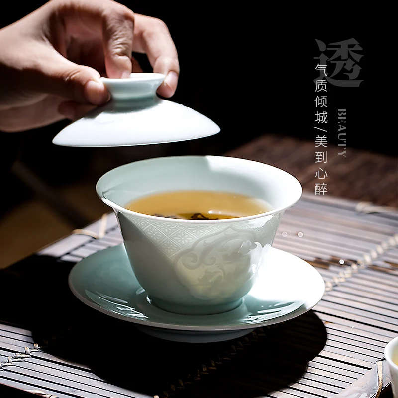 

Jingdezhen Hand Carved Shadow Blue Procelain Large Sancai Gaiwan Tea Cup Single Non-Scald Household Ceramic Tea Bowl