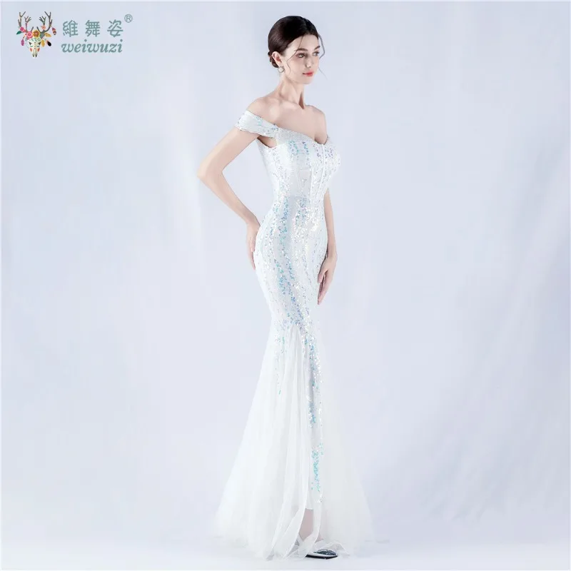 เลื่อมลูกไม้ปิดไหล่คริสตัลลูกปัดชุดราตรี Boned Corset Fish Tail Elegant ความยาวชั้นแฟชั่น Lady Evening Party Dress