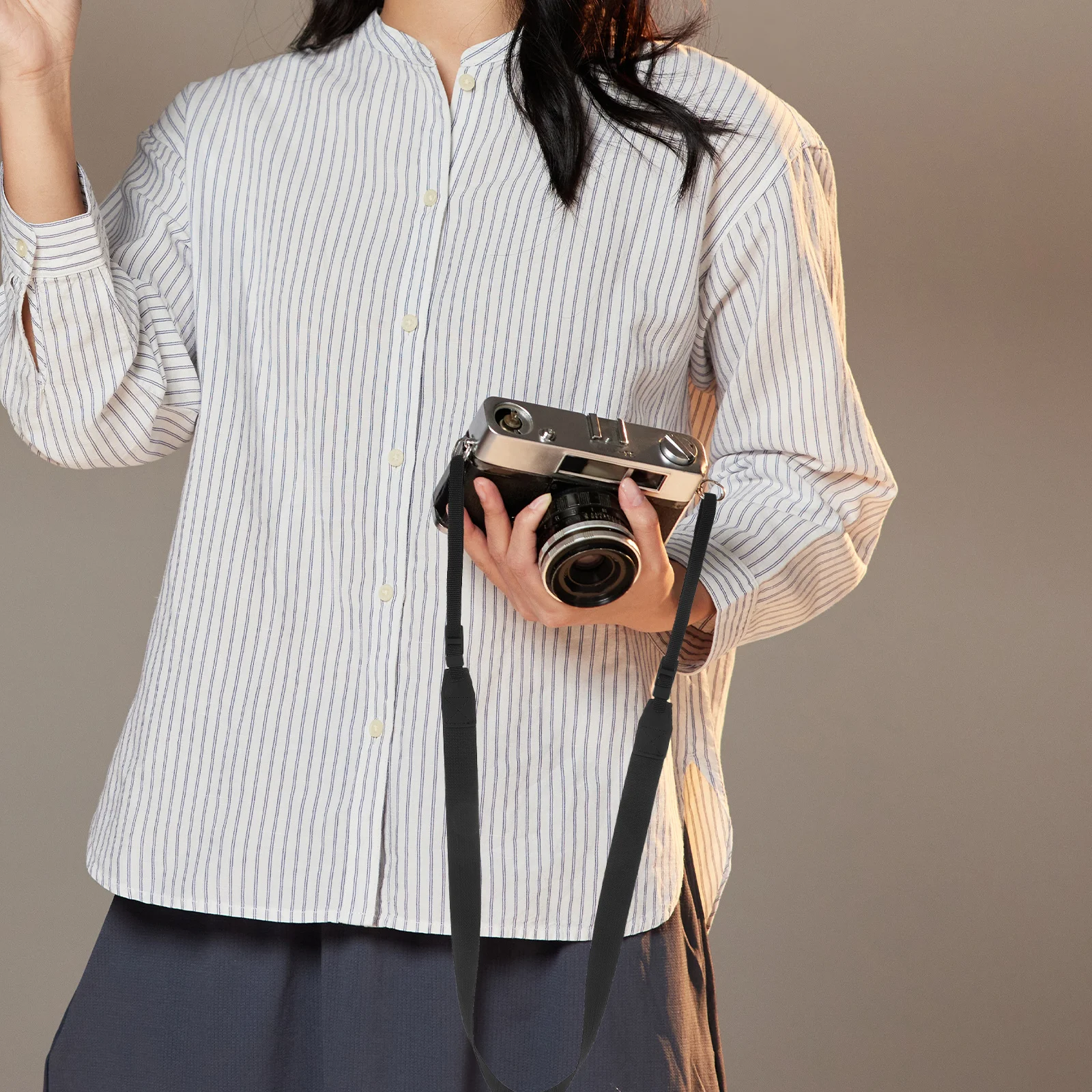 

Universal Camera Shoulder Sling Strap Adjustable Neck Sling for Photography Lightweight Comfortable Fit Secure Easy Disassembly