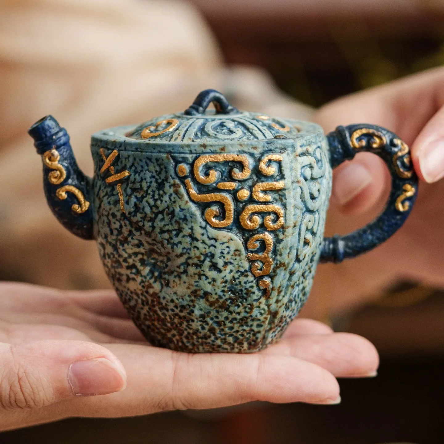 110ML Gray-blue Flint Red Sprinkled Gold Relief Teapot Ceramic Tea Making Utensils Small Teapot for One Person Office Decoration