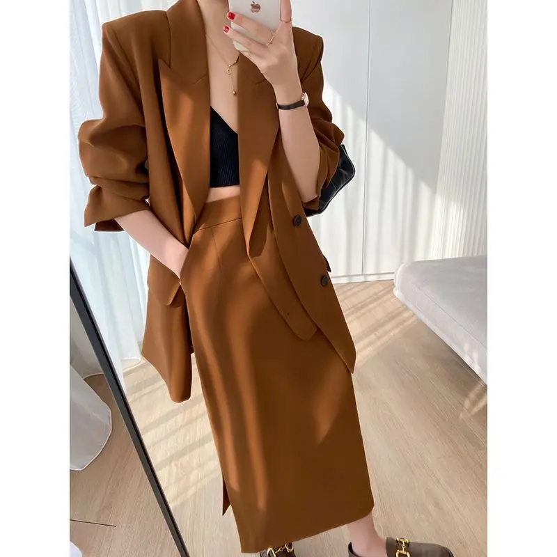 Suit Set for Women in Early Autumn New Korean Style Fashionable Temperament Hanging Feeling Hip Hugging Skirt Two-piece Set