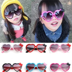 Moda niños gafas de sol niños princesa lindo bebé Hola-gafas al por mayor de alta calidad niños niñas gafas de ojo de gato