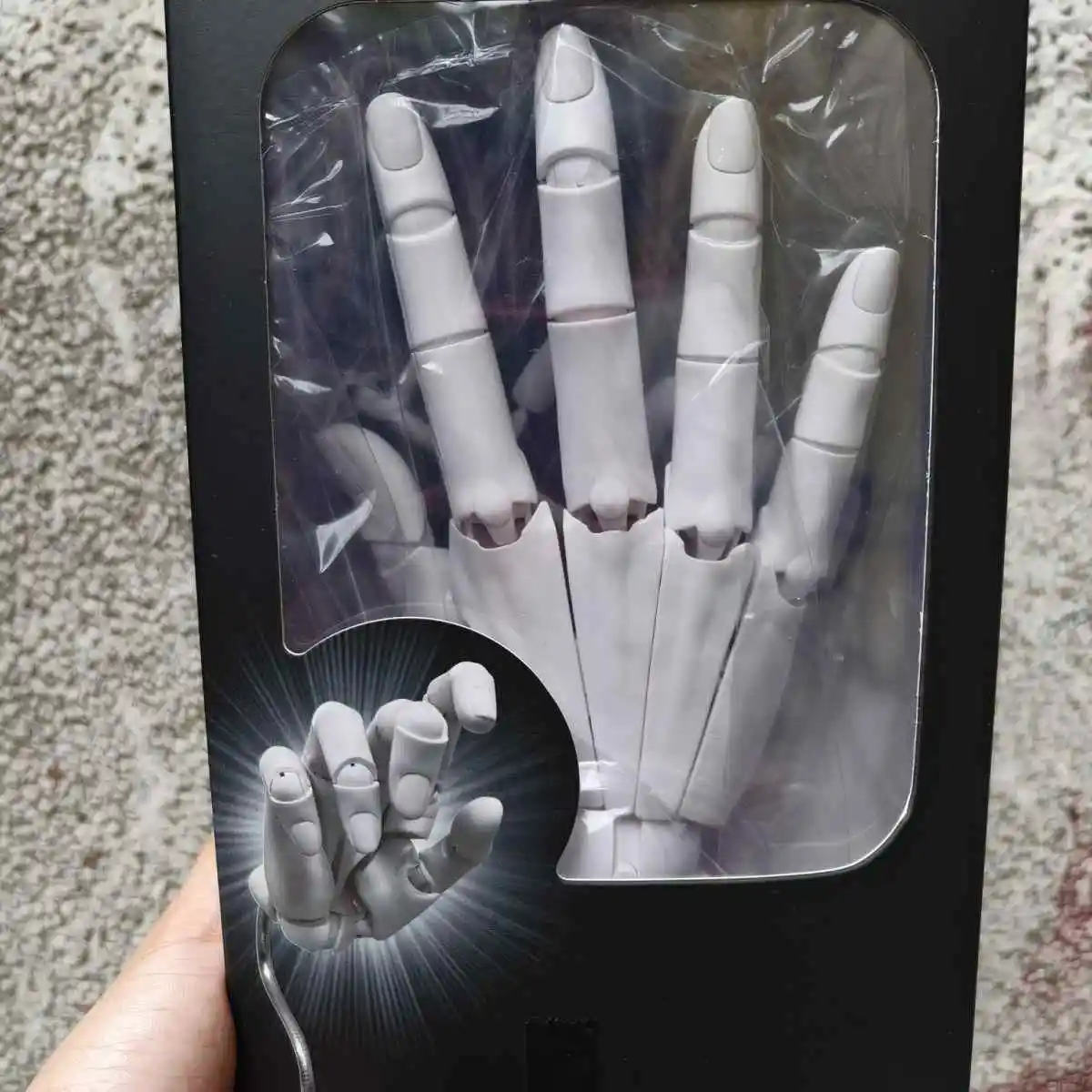 Hot Sale 1：1 Movable Finger Bionic Hand Model Realistic Supermode Body Accessory Drawing Comic Art Props Collection Toy Kid Gift