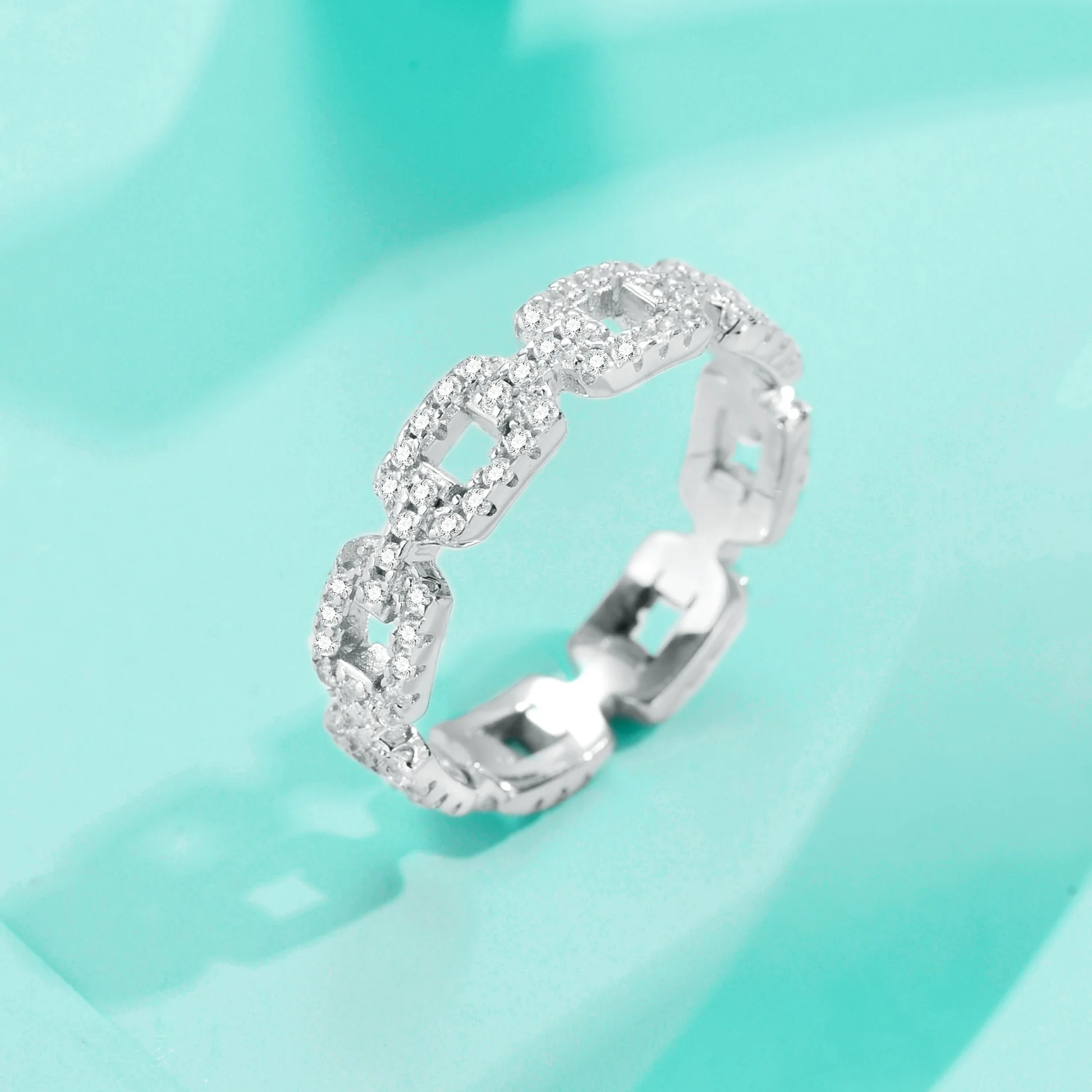 

Platinum 950 Best-Selling Classic Openwork Ring
