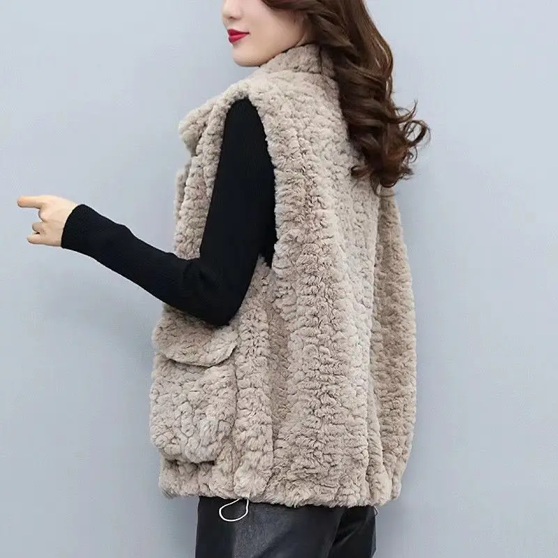 

Women's Solid Color Autumn Winter New Lamb Wool Vest Sleeveless Waist Outwear Fur Integrated Suede Jacket Trendy Loose Fit TS380