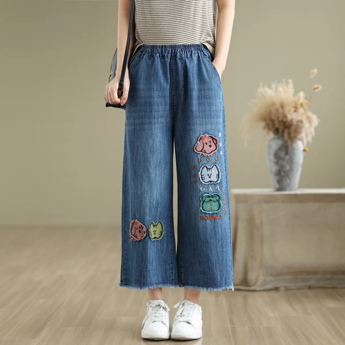 Aricaca Women's Capri High Waisted Embroidered Casual Denim Pants Summer Casual Jeans