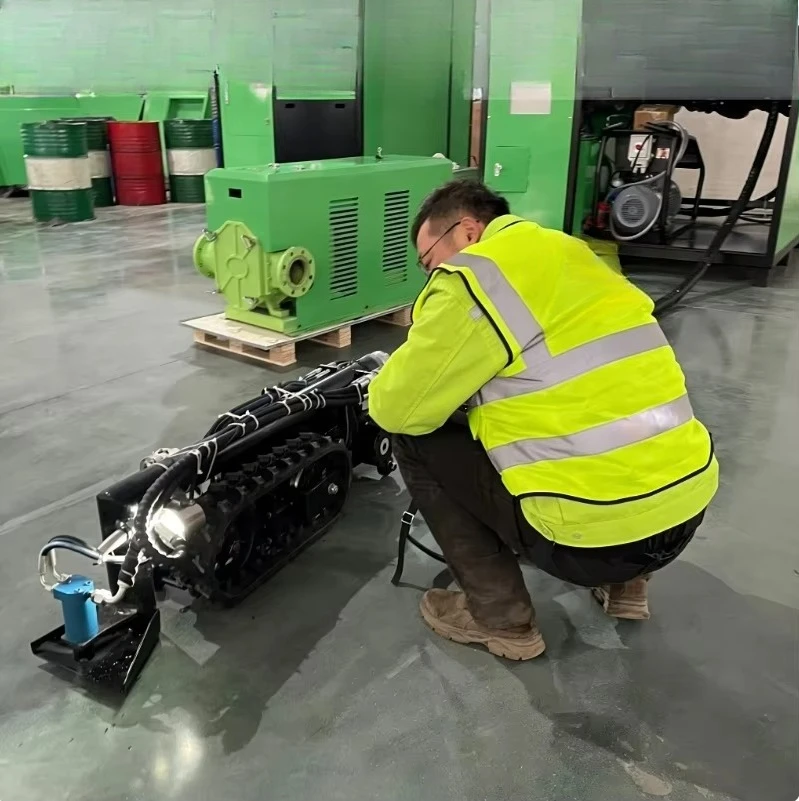 Heavy Duty Steel Dredging Robot Remote Control For River 50m Depth Sediment Removal