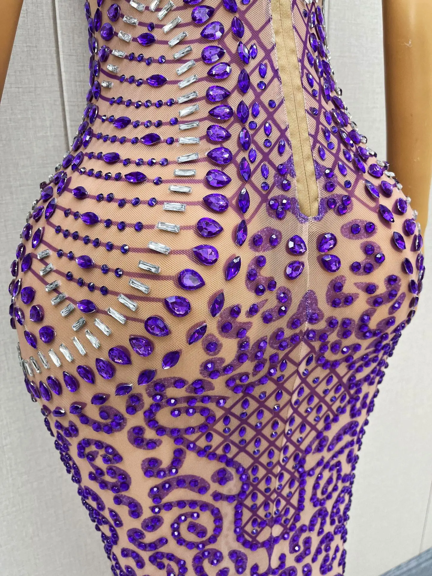 Women Luxury Purple Rhinestone Sexy Mesh Sleeveless Dress Sparkling Stage Performance Costume Club Evening Party Prom Dresses