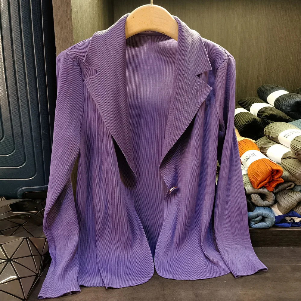 Miyake Pleated Solid Color 2025 Pleated Blazer Women's Spring/Summer New Style Elegant Commuter Long-Sleeved Versatile Top