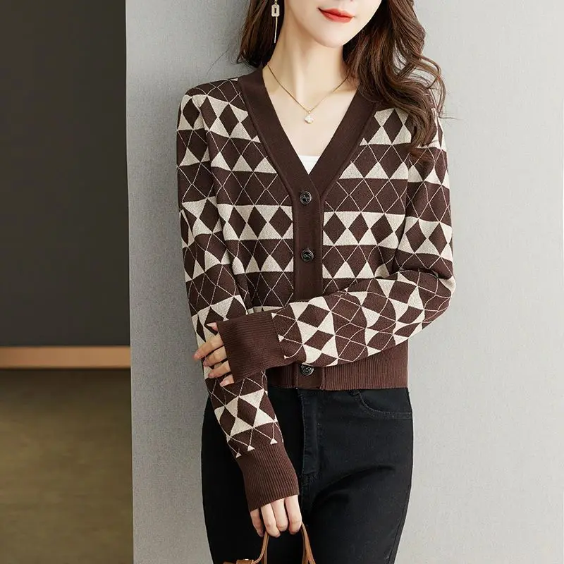 Vintage Buttons Temperament Knitting Cardigan Ladies Fashion V-neck Long Sleeve Sweater Coat Women Clothing Korean Plaid Top Tee