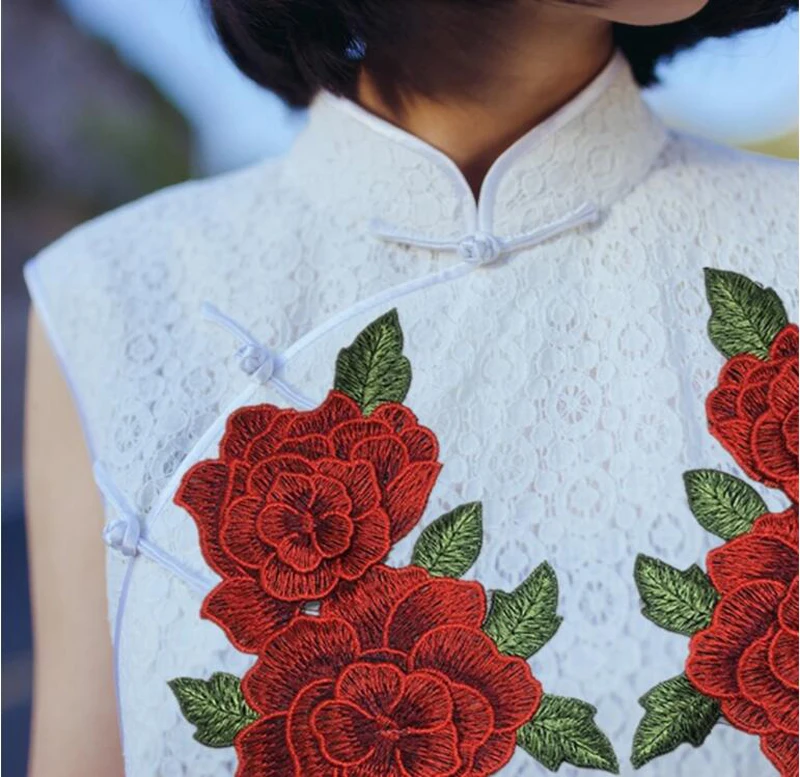 1 Pair Red Embroidery Rose Flower Sew On Patch Dress Hat Bag Jeans Applique Crafts Clothing Accessories 23*12CM