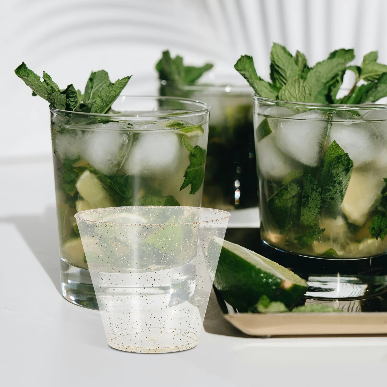 

25pcs Decorative Plastic Cups 9Oz Glitter Clear Dessert Tasting Cups For Party Appetizers Parfaits Pudding Coffee Juice Ice