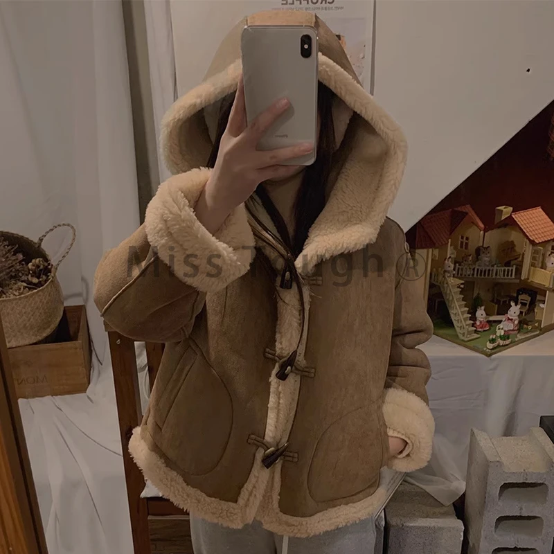 Korea Chic Winter Retro Loose Coat Women Y2k Horn Buckle Fur Brown Lamb Wool Jackets 2000s Long Sleeve Hooded Outerwear Clothes