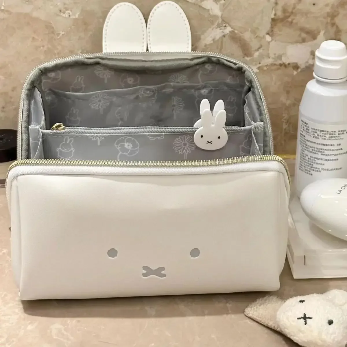 Kawaii Miffy Rabbit لطيف شكل حقيبة ماكياج اليد متعددة الوظائف المحمولة أدوات الزينة حقيبة التخزين لعبة عيد الميلاد هدية للفتيات